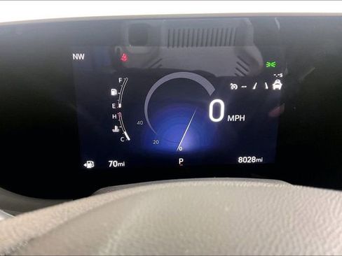 Used 2025 Buick Envista Sport Touring image 20