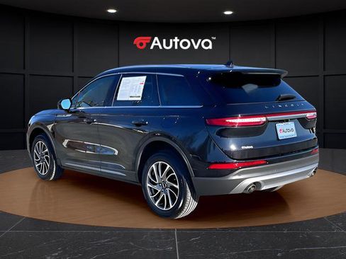 Used 2021 Lincoln Corsair AWD w/ Equipment Group 101A image 2