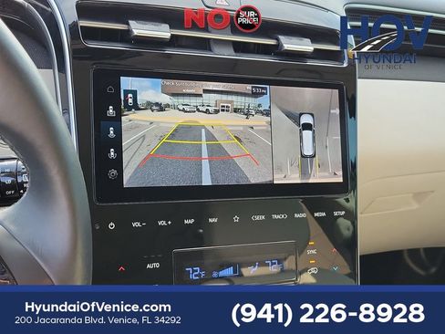 Certified 2024 Hyundai Tucson Limited FWD image 33