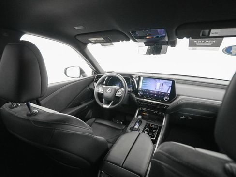 Certified 2024 Lexus TX 550h AWD Plug-In Hybrid w/ Technology Package image 17