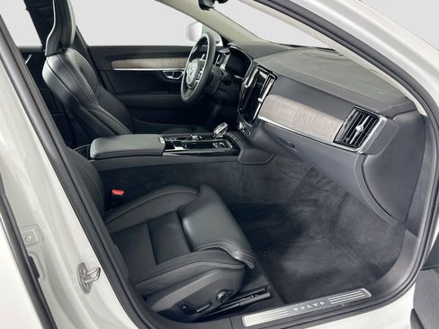 New 2025 Volvo S90 T8 Ultra image 26