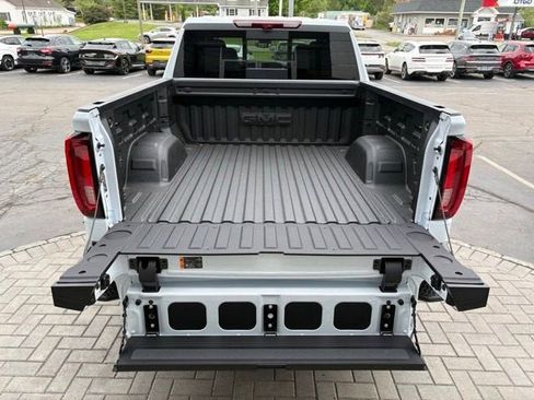 New 2026 GMC Sierra 1500 Denali AWD/4WD image 11