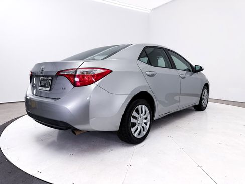 Used 2015 Toyota Corolla LE image 14