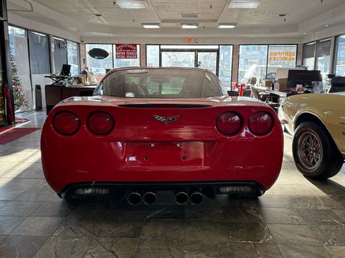 Used 2006 Chevrolet Corvette Coupe w/ Preferred Equipment Group image 8