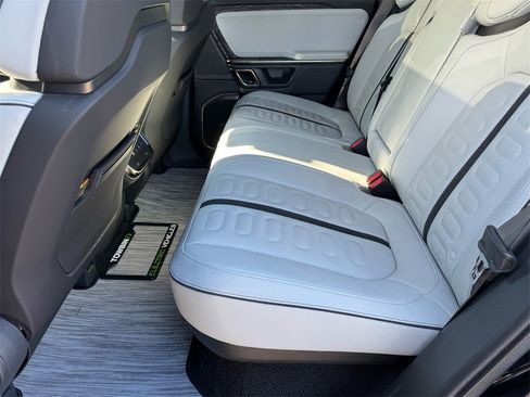 Used 2022 Rivian R1T Adventure image 12