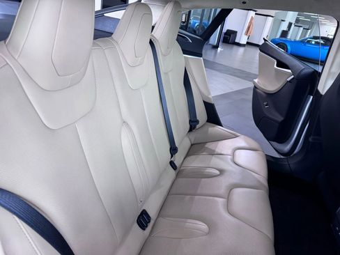 Used 2017 Tesla Model S 75D image 16