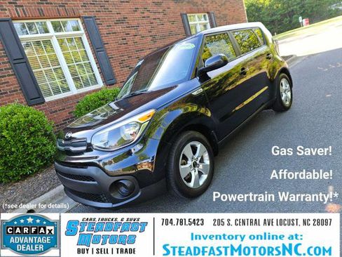 Used 2017 Kia Soul FWD image 1