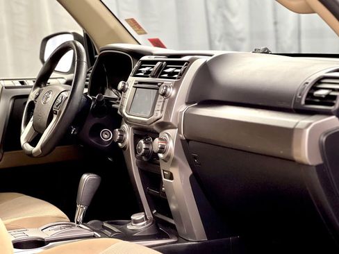 Used 2017 Toyota 4Runner SR5 image 20