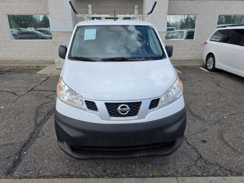 Used 2019 Nissan NV200 S w/ Cruise Control Package FWD image 2
