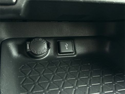 Certified 2021 Toyota RAV4 LE image 22