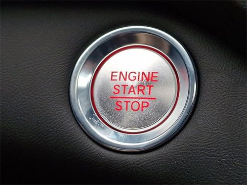 Certified 2025 Acura RDX SH-AWD w/ Advance Package image 24