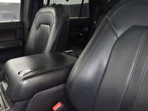 Used 2018 Ford Expedition Limited image 14