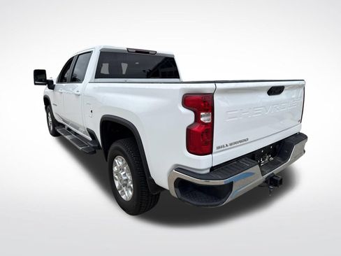 Used 2023 Chevrolet Silverado 2500 LT w/ Convenience Package AWD/4WD image 12