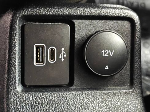 Used 2022 Ford Transit Connect XLT FWD image 44