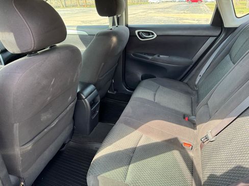 Used 2013 Nissan Sentra SR w/ Electronics Pkg image 39