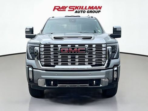 Used 2024 GMC Sierra 2500 Denali w/ Denali Reserve Package AWD/4WD image 2