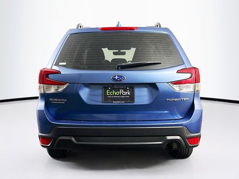 Used 2023 Subaru Forester AWD/4WD image 7