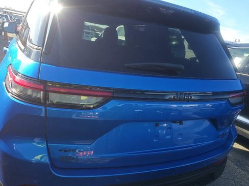 Used 2023 Jeep Grand Cherokee Trailhawk w/ Advanced Protech Group II image 5