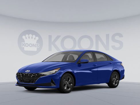 Used 2023 Hyundai Elantra Blue FWD image 1