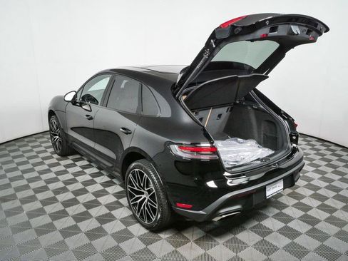 New 2026 Porsche Macan Turbo AWD/4WD image 34