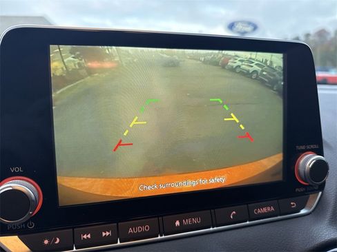 Used 2024 Nissan Sentra SR w/ Trunk Package image 13