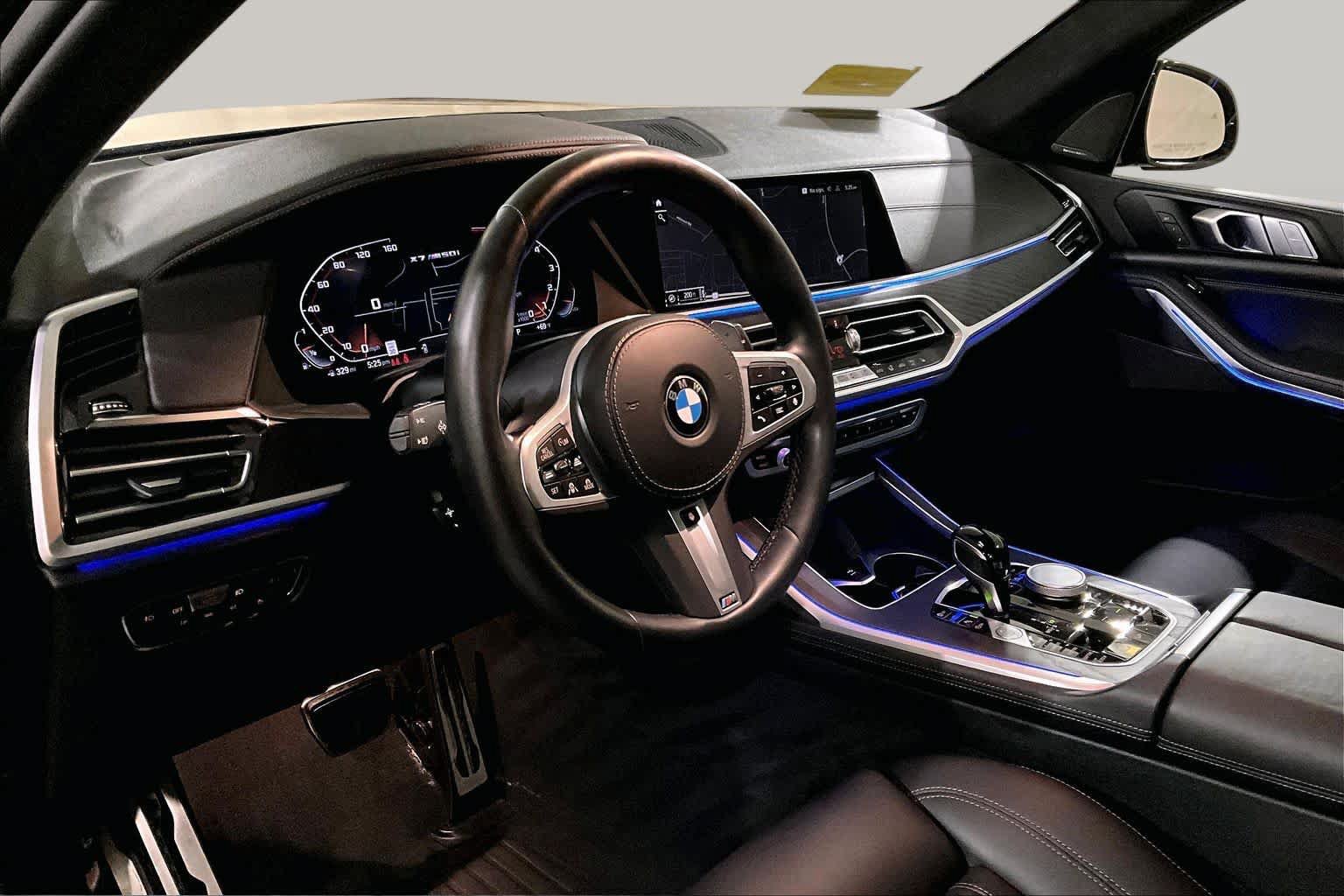 Used 2022 BMW X7 M50i AWD/4WD image 17