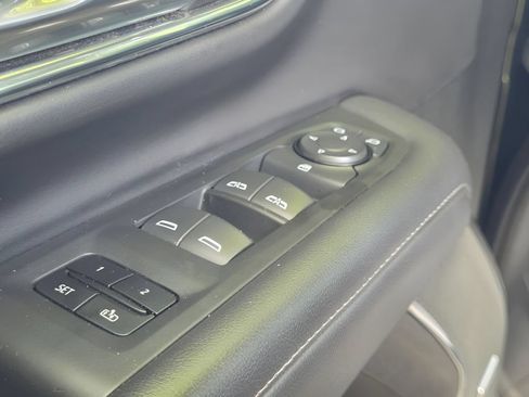 Used 2024 Chevrolet Suburban LT AWD/4WD image 18