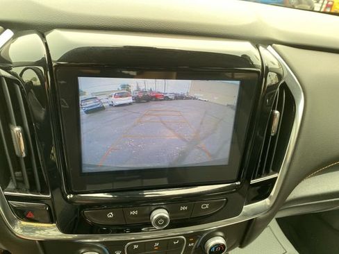 Used 2018 Chevrolet Traverse LT w/ LPO, Floor Liner Package AWD/4WD image 23