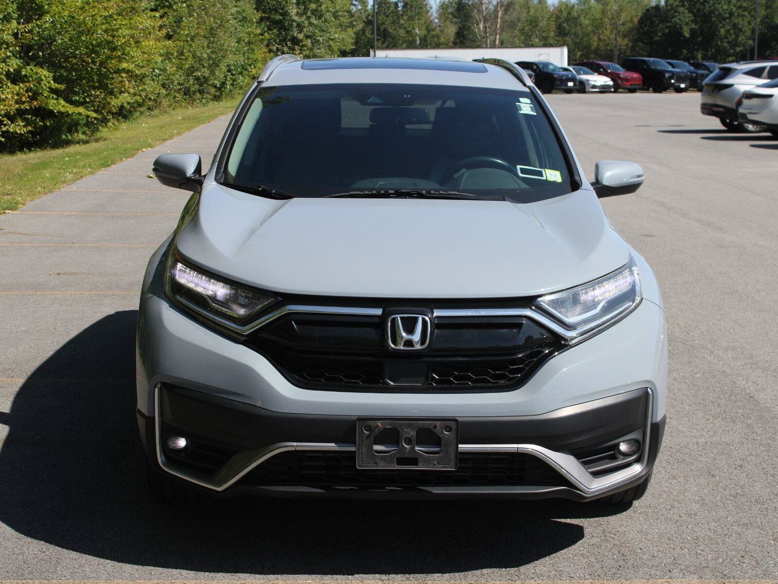 Used 2022 Honda CR-V Touring image 2