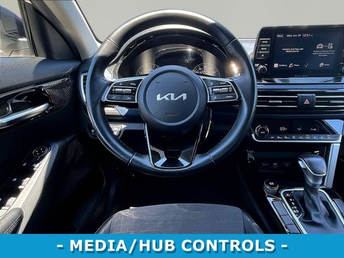 Used 2023 Kia Seltos S FWD image 8