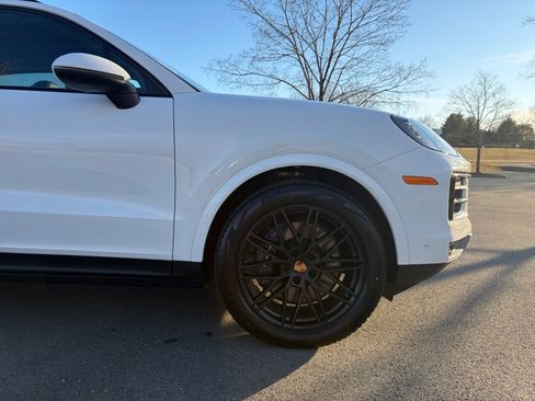 New 2026 Porsche Cayenne image 11