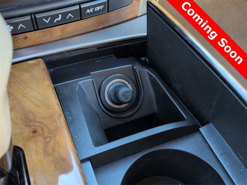 Used 2008 Cadillac XLR image 25