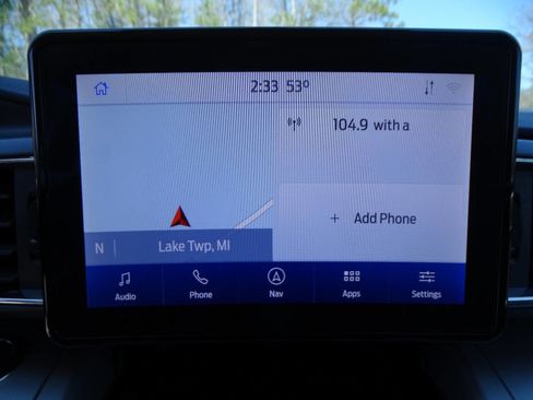 Used 2020 Ford Explorer XLT w/ Equipment Group 202A image 21