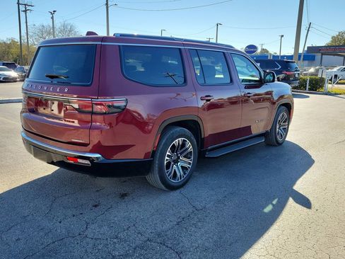 Used 2022 Jeep Wagoneer Series III image 3