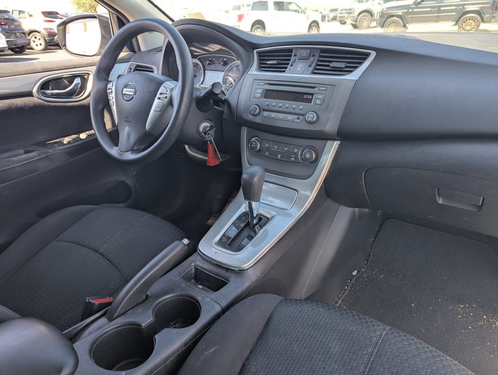 Used 2014 Nissan Sentra SR FWD image 29