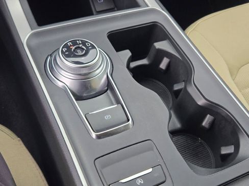 Used 2024 Ford Edge SE image 26