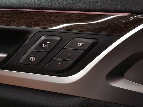 Used 2025 BMW X4 xDrive30i image 26