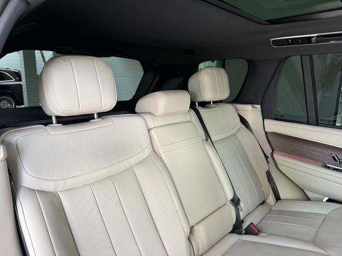 Used 2023 Land Rover Range Rover SE AWD/4WD image 36