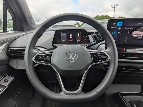 Used 2023 Volkswagen ID.4 Pro S Plus RWD image 26