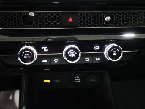 Used 2023 Honda Civic LX image 29