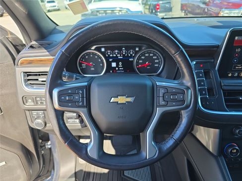 Used 2021 Chevrolet Suburban Premier w/ Premium Package AWD/4WD image 29