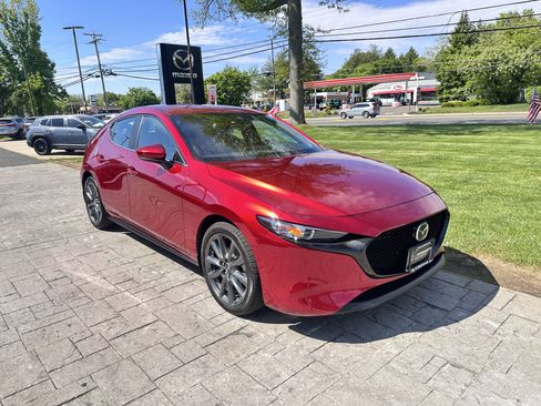 Used 2023 MAZDA MAZDA3 s FWD image 13