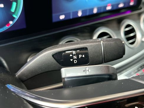 Used 2022 Mercedes-Benz E 350 Sedan image 15