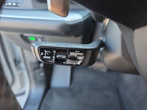 Certified 2025 Porsche Cayenne Coupe image 37