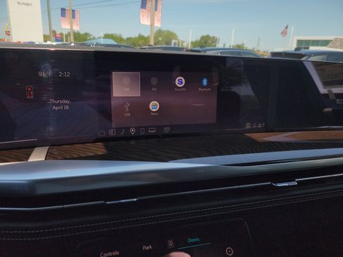 New 2026 Cadillac Escalade Platinum Sport w/ LPO, ONYX Package image 22