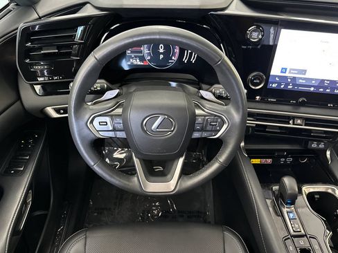 Used 2024 Lexus RX 350 FWD w/ Technology Package image 16