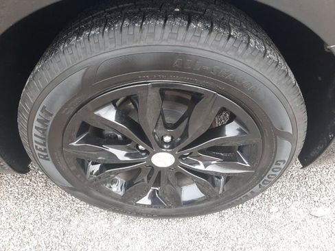 Used 2021 Chevrolet Malibu LT image 26