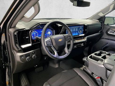 Used 2023 Chevrolet Silverado 1500 LT RWD image 14