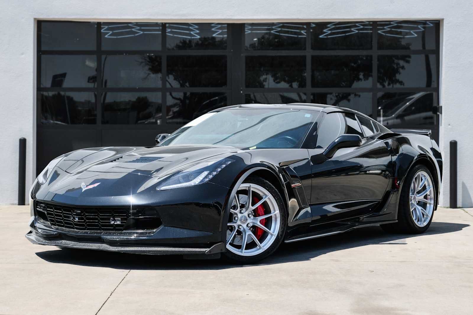 Used 2017 Chevrolet Corvette Grand Sport RWD image 1