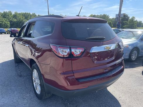 Used 2015 Chevrolet Traverse LT w/ Style and Technology Package FWD image 4